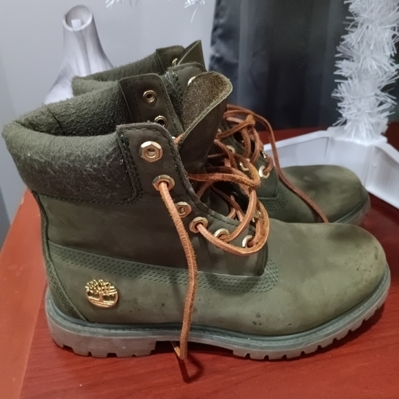 Olive green timberland boots - Picture 3 of 3